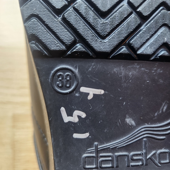 Danskos - Picture 3 of 11